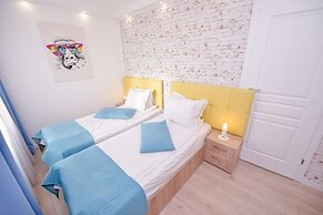 Colors Apartment - Cismigiu Gardens