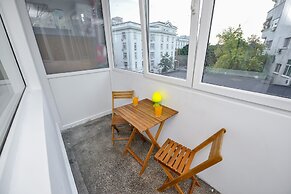 Bucharest Apartment - Two Bedrooms - 6 Guests - Cismigiu Gardens