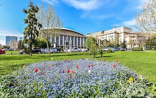 Bucharest Apartment - Two Bedrooms - 6 Guests - Cismigiu Gardens