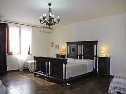 Podere Caldaruccio La Pineta - 26 People Cottage e Villa
