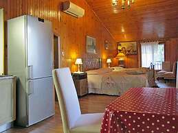 Podere Caldaruccio La Pineta - 26 People Cottage e Villa
