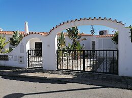 Villa 15,great Spot Ourabeach, Albufeira