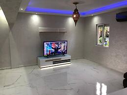 Yallahriyad Triplex For 6 Persons Max