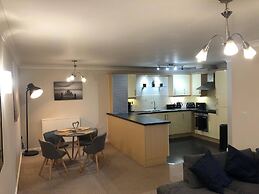 Meadow View Apt 2BR & 2 Bath Parking Near St Neots