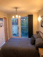 Meadow View Apt 2BR & 2 Bath Parking Near St Neots