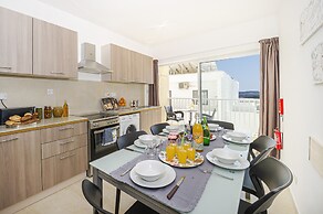 Summer Breeze Comfort Apartment