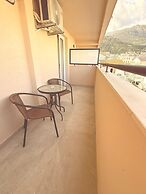 Azzuro Apartments