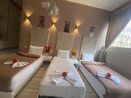Velvet Hotel