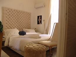 Velvet Hotel