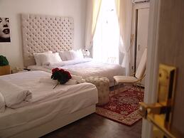 Velvet Hotel