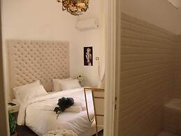 Velvet Hotel