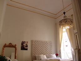 Velvet Hotel