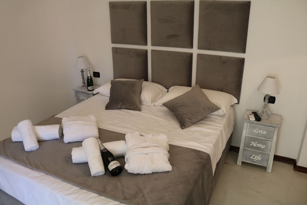 Suite Napoli Riviera