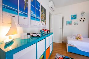 Villa Victor 100m from sea