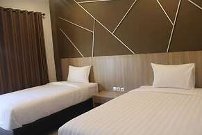 Grand Kuta Hotel