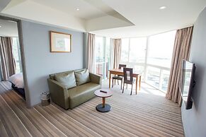 CT Green Bay Hot-Spring Hotel