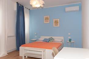 Mondello Beach Rooms