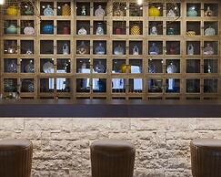 Ansares Hotel
