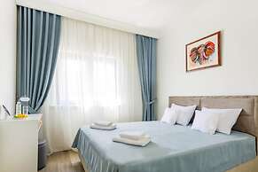 Lustica Bay Central