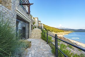 Lustica Bay Central