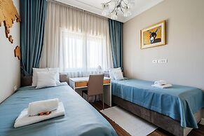 Lustica Bay Central