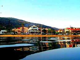 Mete Otel
