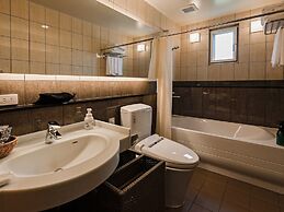 THE HOTEL CHATAN by SUNREST RESORT