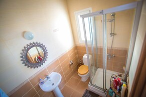 Villa - Sleeps 14 - Private Pool - Cinema Room