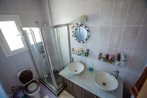Villa - Sleeps 14 - Private Pool - Cinema Room
