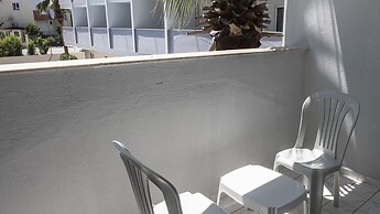 Side Spring Hotel