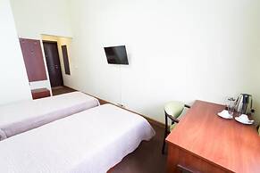 Maxima Park Hotel