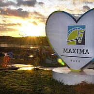 Maxima Park Hotel