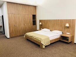 Maxima Park Hotel