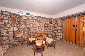 Villa Lazini Dvori