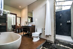 MariJo Villa