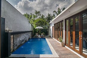 MariJo Villa
