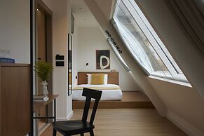 Noa Hotel