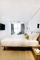 Noa Hotel