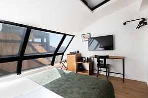 Noa Hotel