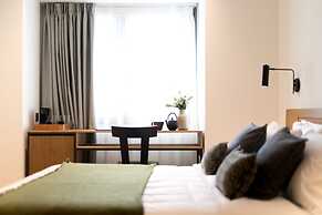Noa Hotel