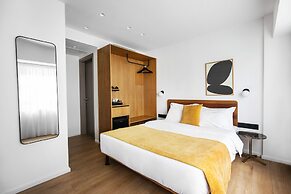Noa Hotel