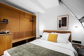 Noa Hotel