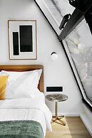 Noa Hotel