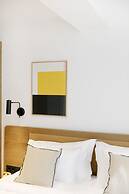 Noa Hotel