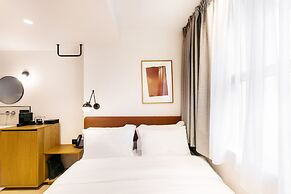 Noa Hotel