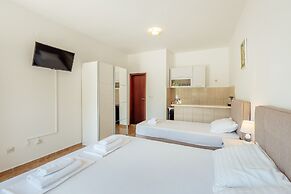 Apartments Bonaca Igalo