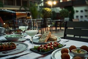 Royal Vila Hotel