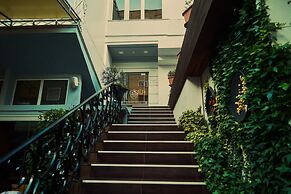 Royal Vila Hotel