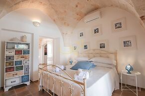 TD Villa Ricchiari  | Design Villa with Heated Pool