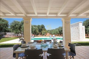 TD Villa Ricchiari  | Design Villa with Heated Pool